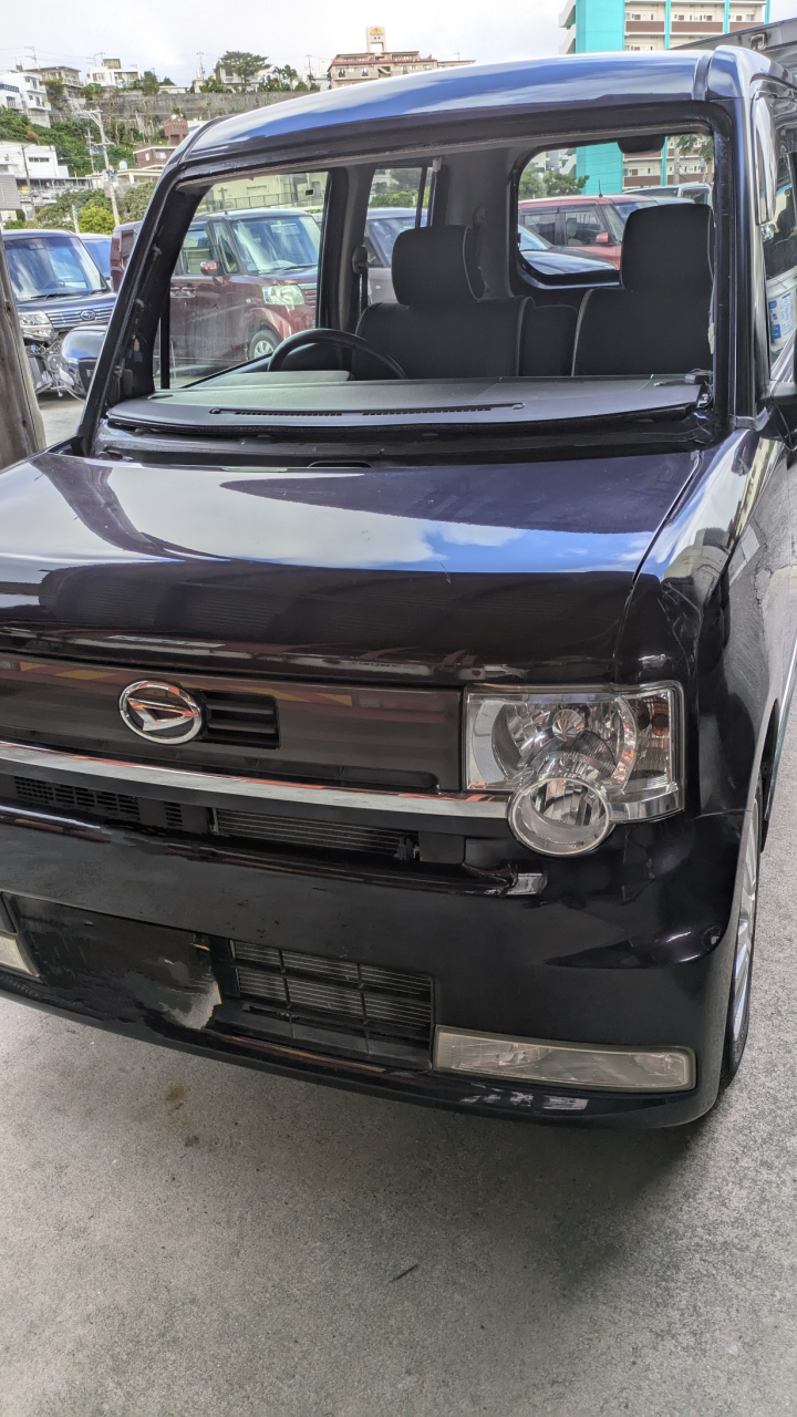 ダイハツタントフロントガラス脱着